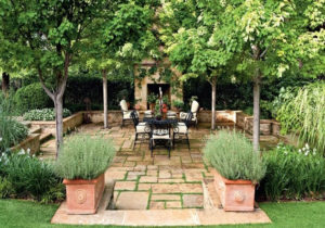 Turn Your Backyard into a Summertime Oasis