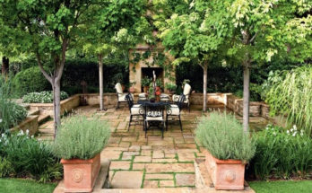 Turn Your Backyard into a Summertime Oasis